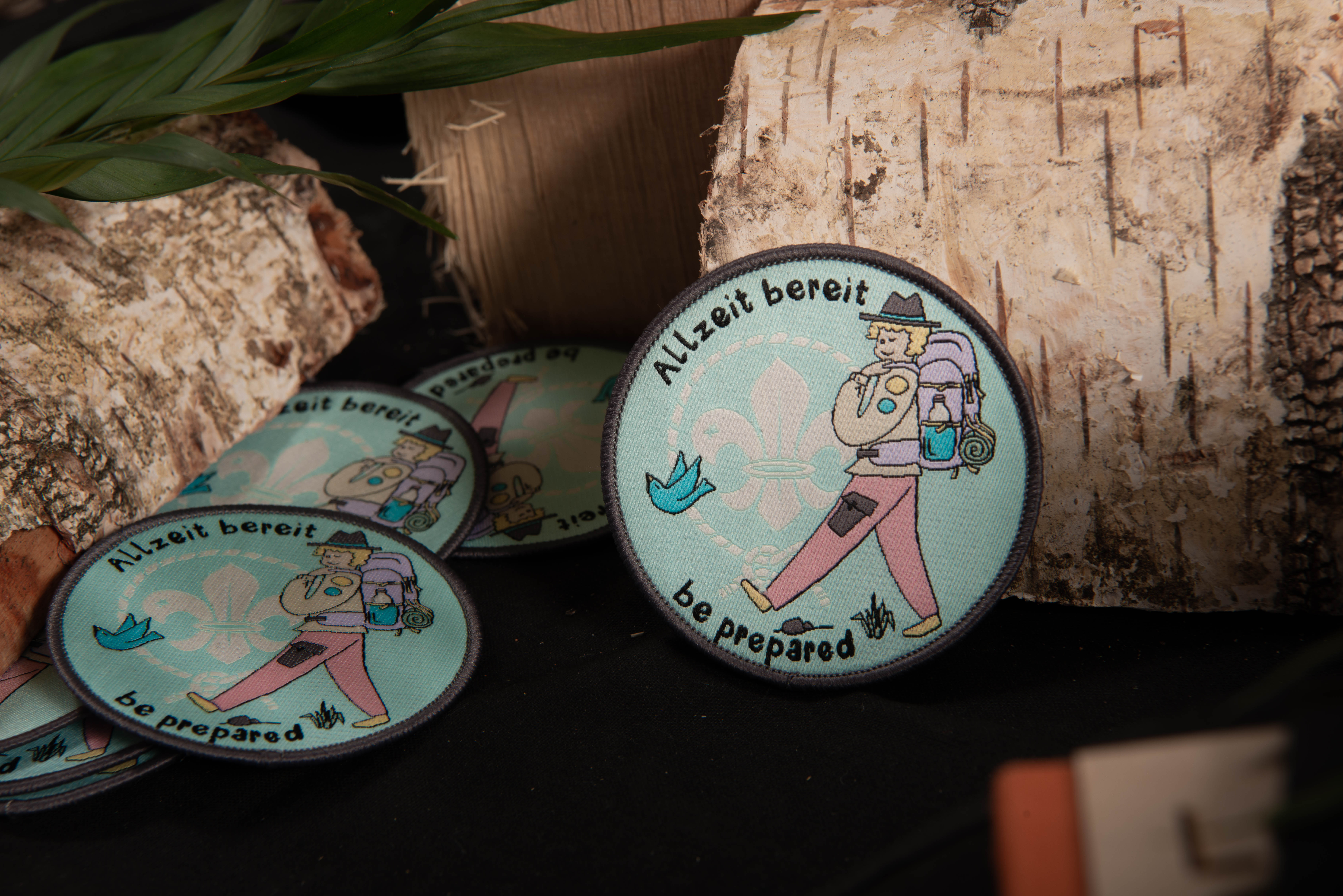 suchende Pfadfinderin